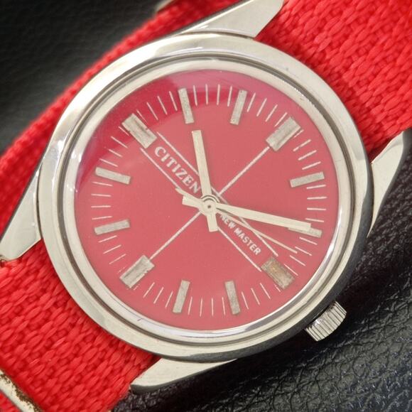 Vintage 1980 Citizen Automatic Mens Silver Watch W/daydate & Red accents - Picture 1 of 7